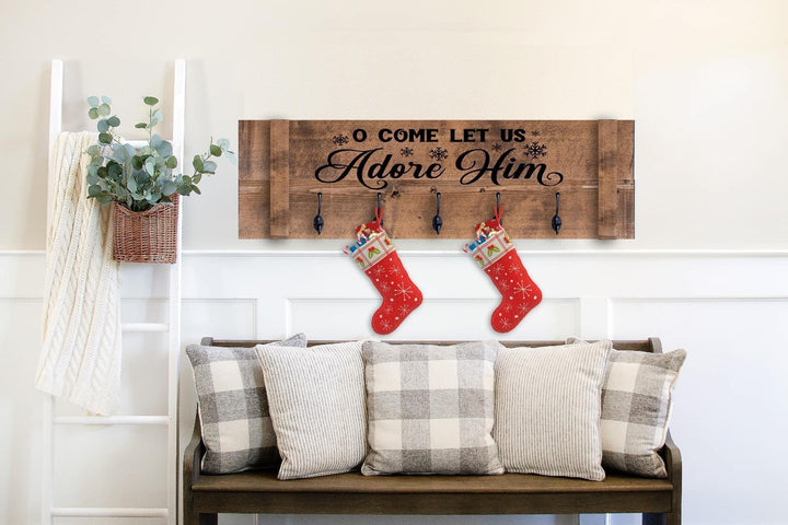 CHRISTMAS SHUTTER STOCKING HANGER