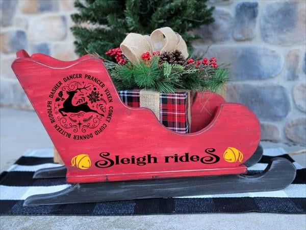 SLEDS AND SLEIGHS