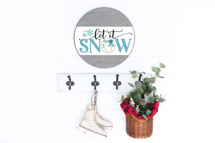 PLAYFUL CHRISTMAS ROUNDS