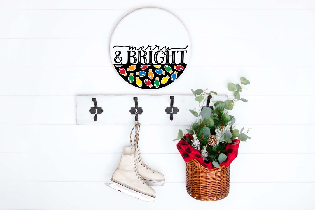 PLAYFUL CHRISTMAS ROUNDS