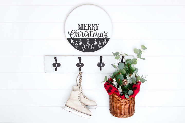 PLAYFUL CHRISTMAS ROUNDS