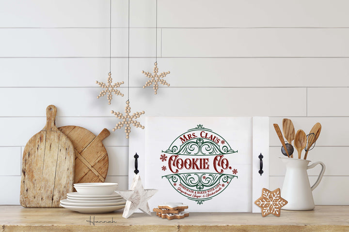 HOLIDAY FARMHOUSE TRAYS
